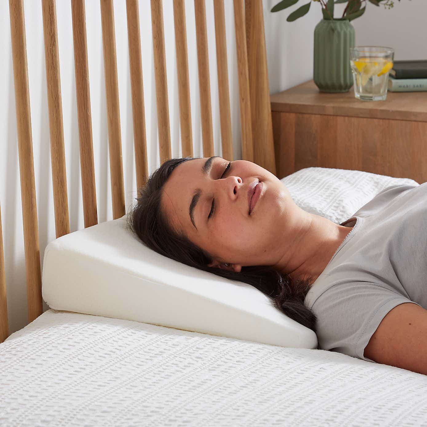 Wedge Memory Foam Medium-Support Back Pillow Small