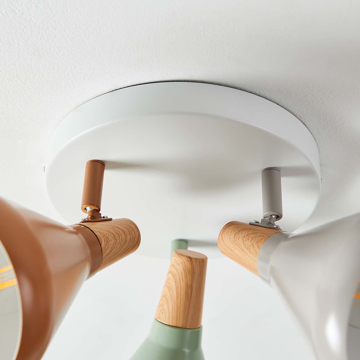 Wolston Retro 3 Light Adjustable Spotlight