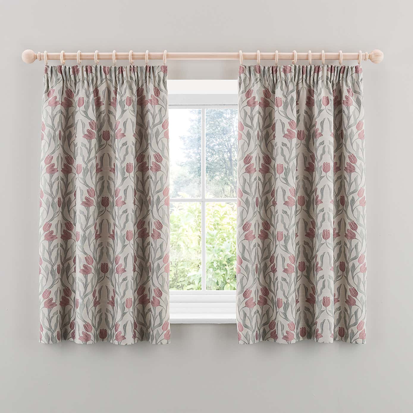 Tulip Jacquard Pencil Pleat Curtains