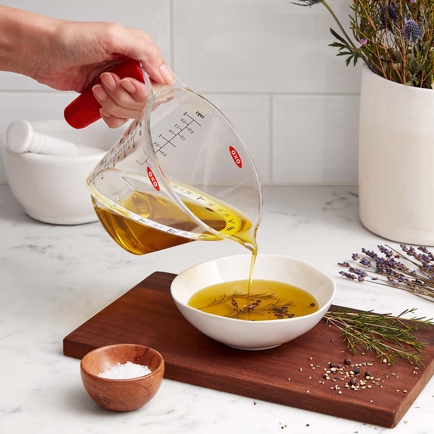 OXO 4 Cup 1 Litre Angled Measuring Jug