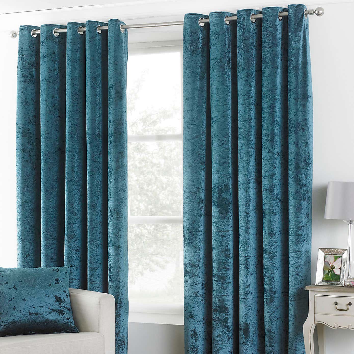 Verona Velvet Eyelet Curtains