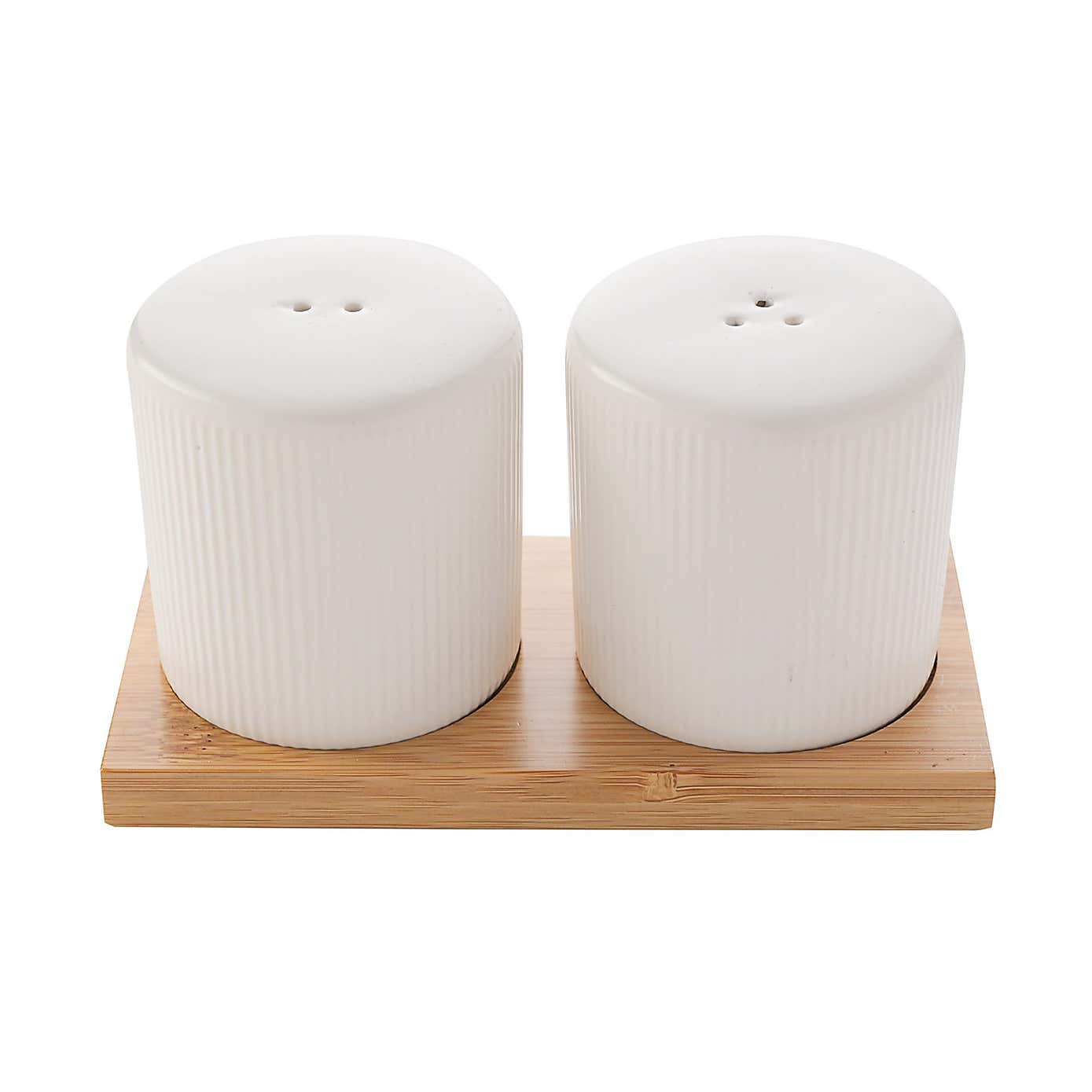 Hestia Ribbed Salt and Pepper Set With Bamboo Stand