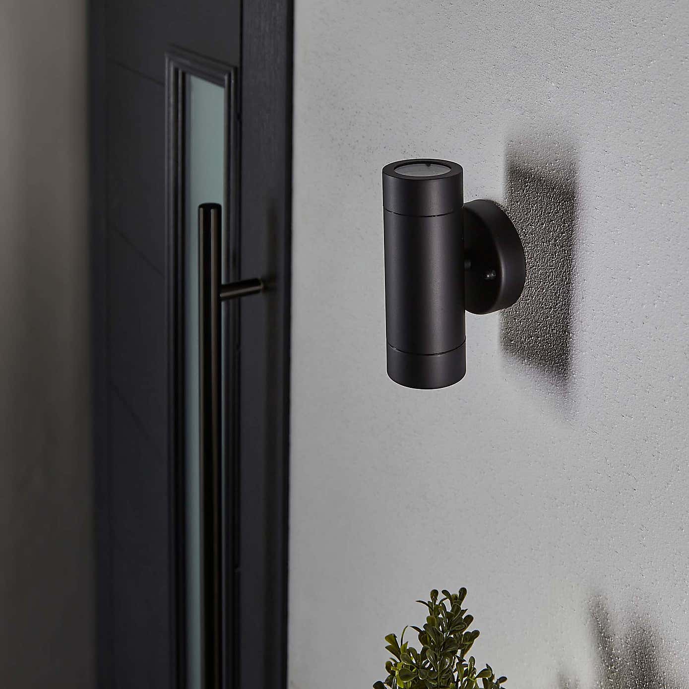 Vogue Alonzo 2 Light Outdoor Wall Light