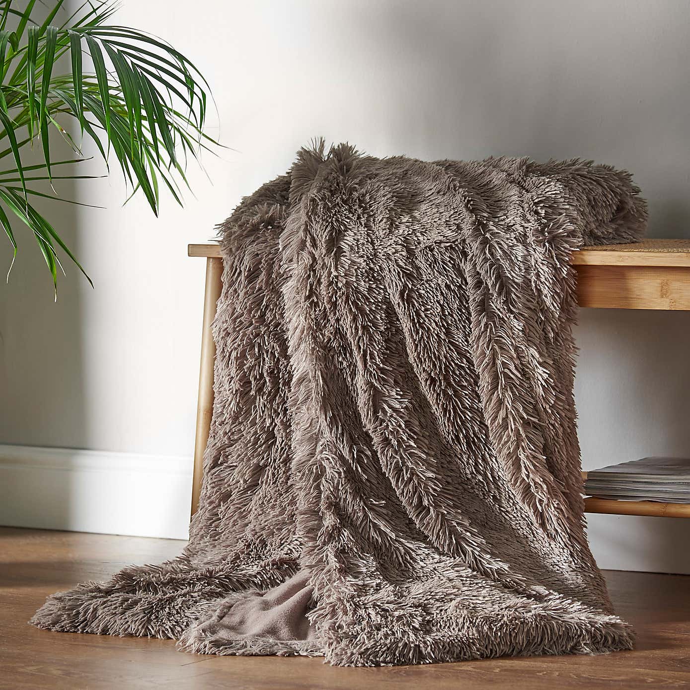 Catherine Lansfield Cuddly Deep Pile Throw