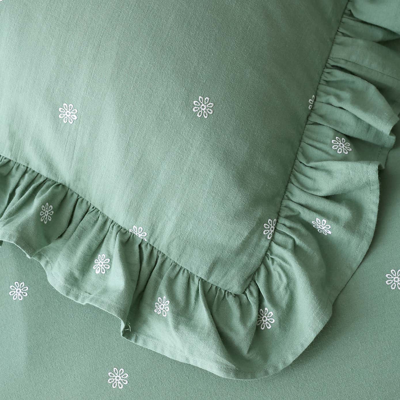 Zendaya Frilled 100% Cotton Duvet Cover and Pillowcase Set