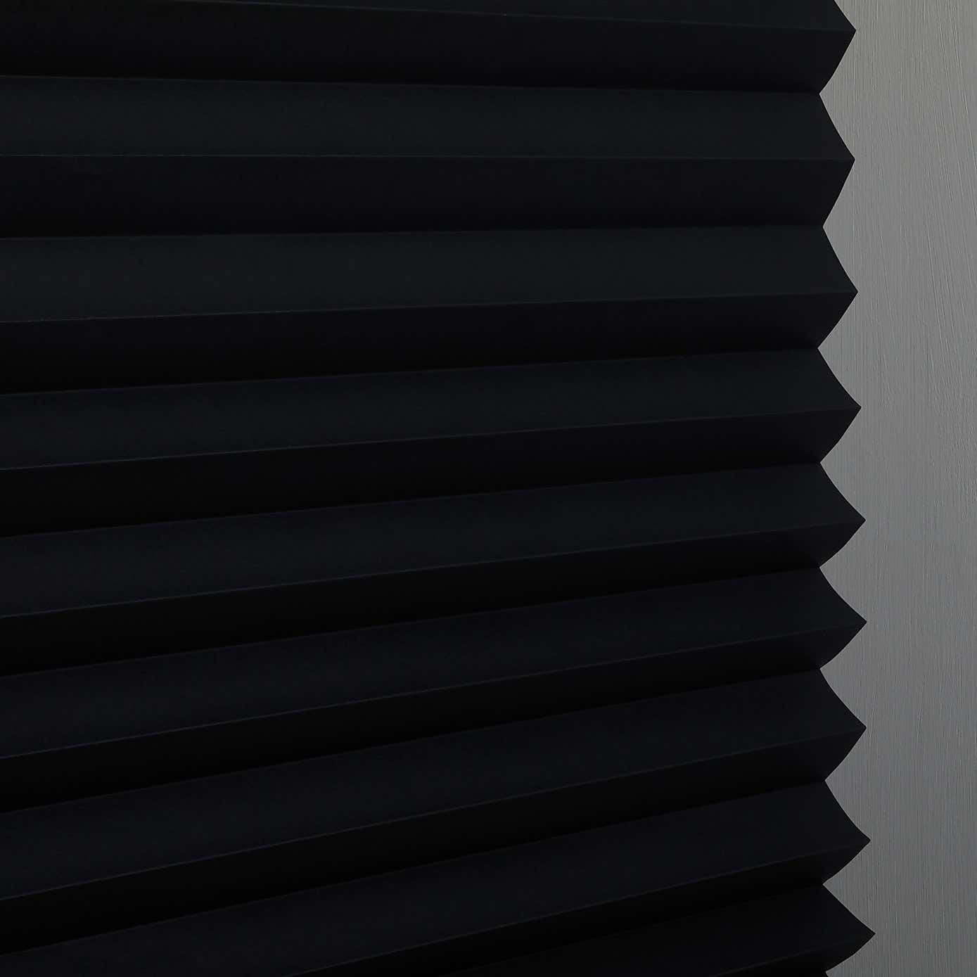 Blackout Temporary Pleated Blind