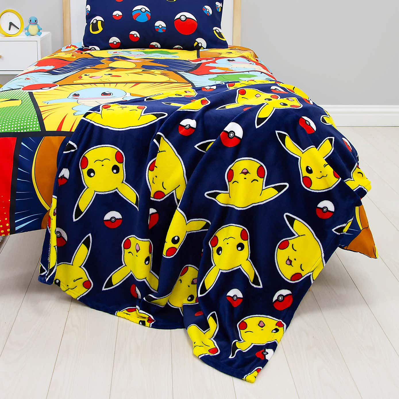 Pokemon Retro Fleece Blanket