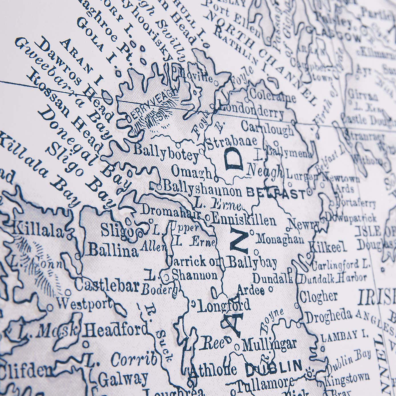 Cedar & Sage The British Isles Framed Print