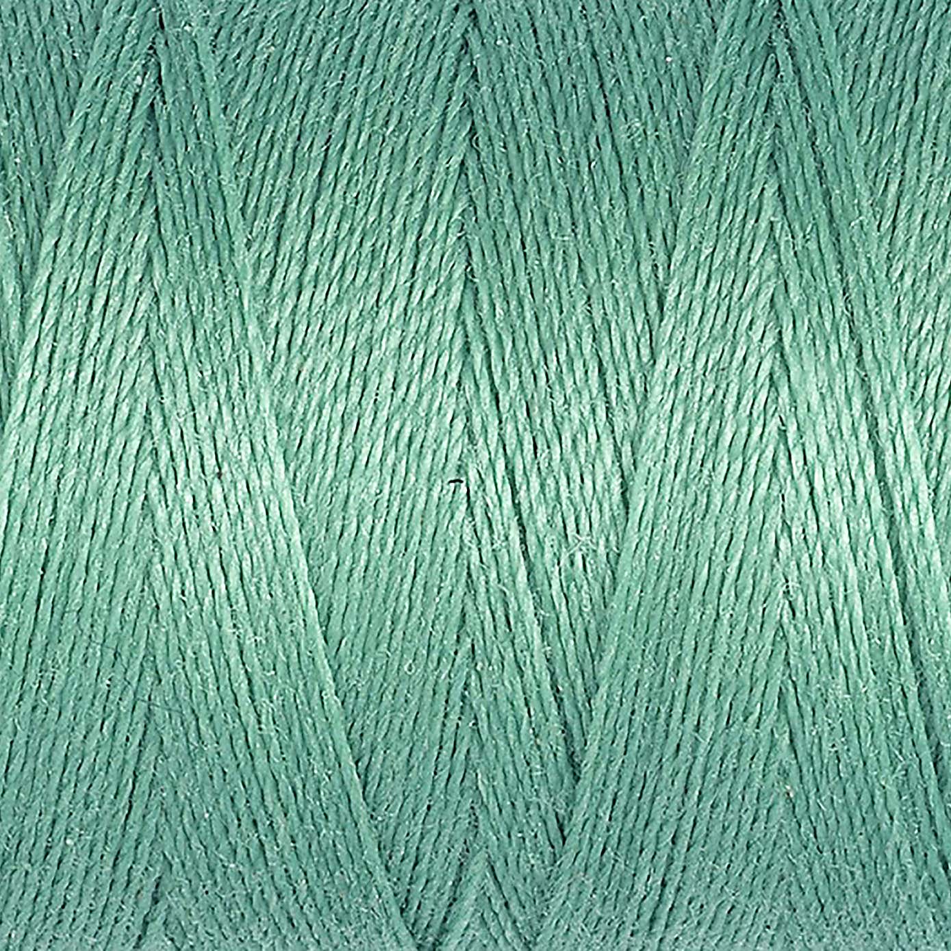 Gutermann Sew All Thread Pale Jade (100)