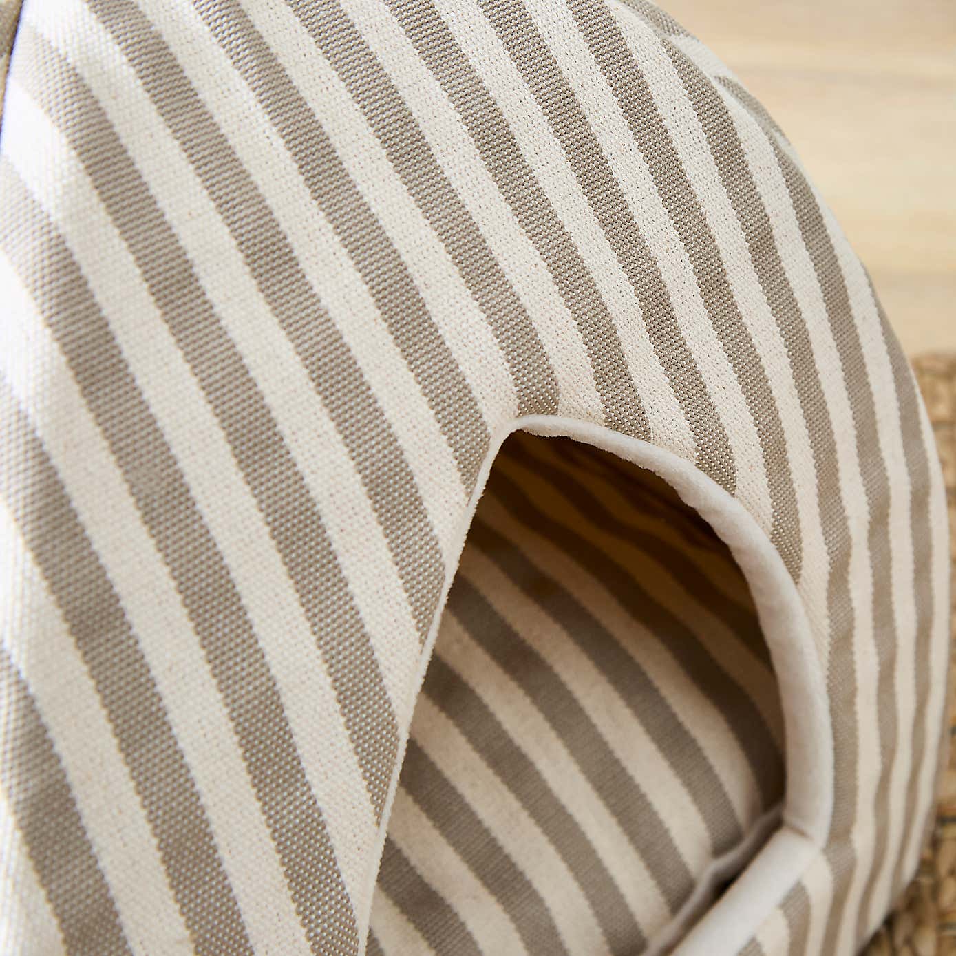 Linford Stripe Cat Bed