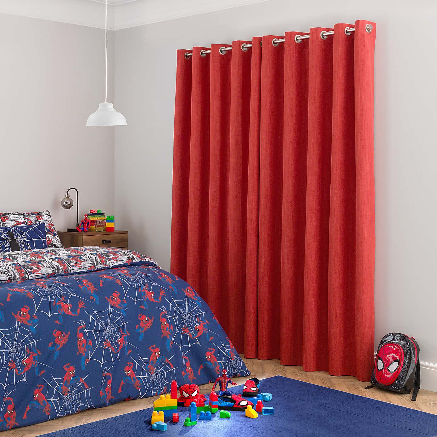 Solar Blackout Eyelet Curtains