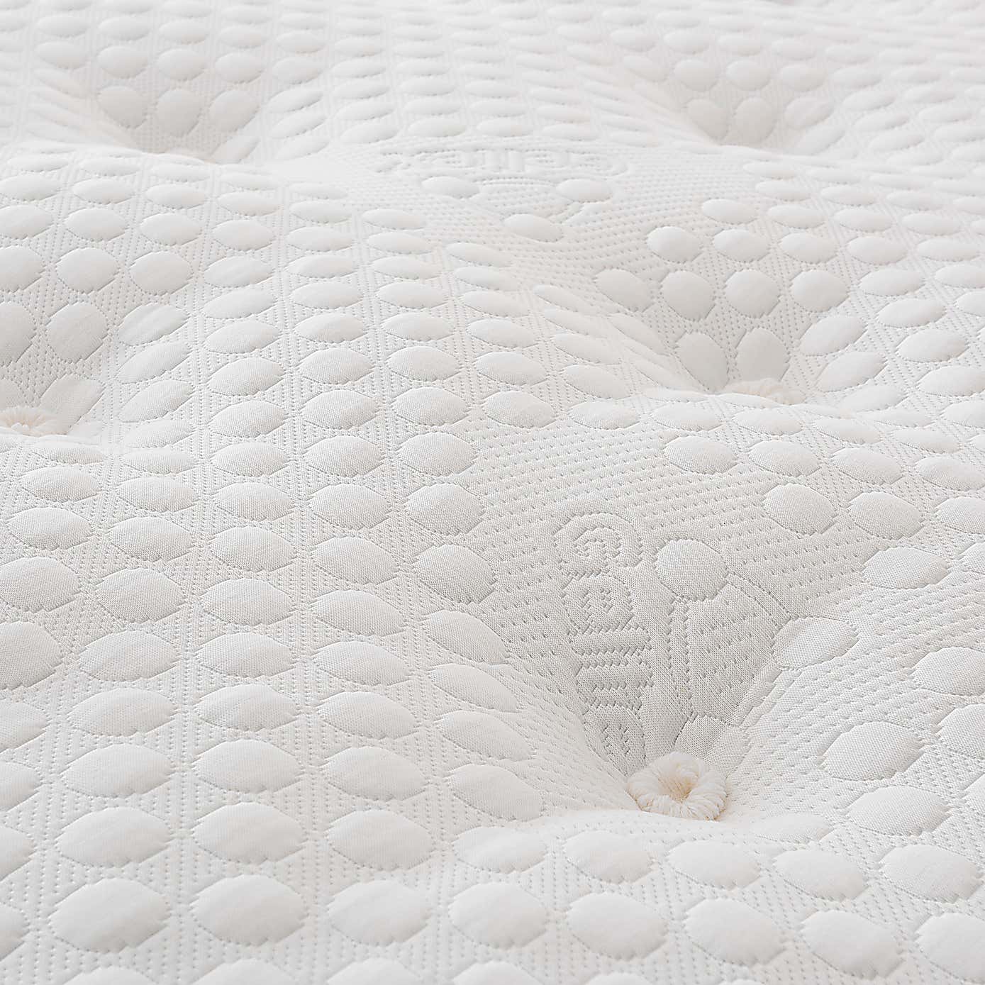 Silentnight 2000 Pocket Geltex Pillowtop Mattress