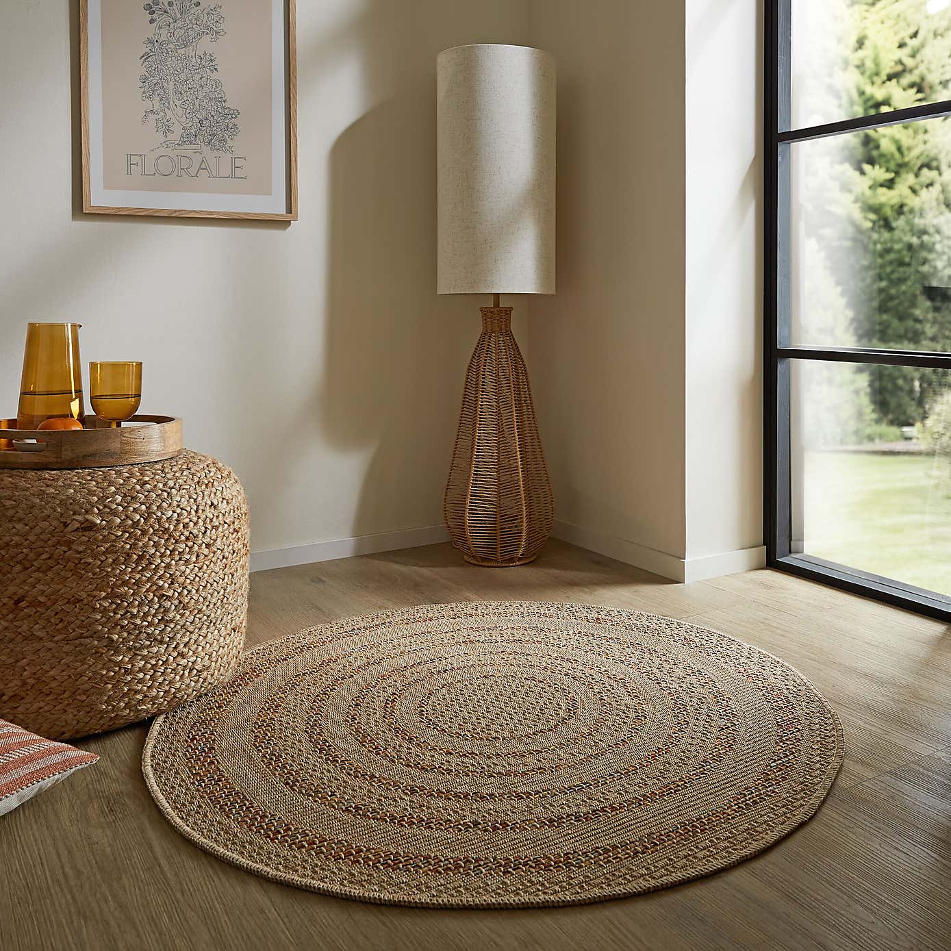 Stripe Border Indoor Outdoor Round Rug