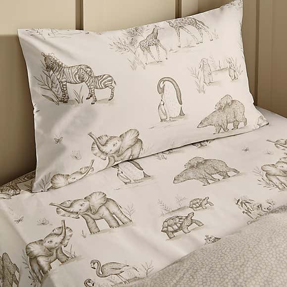Sketched Animal Set of 2 Fitted Sheets