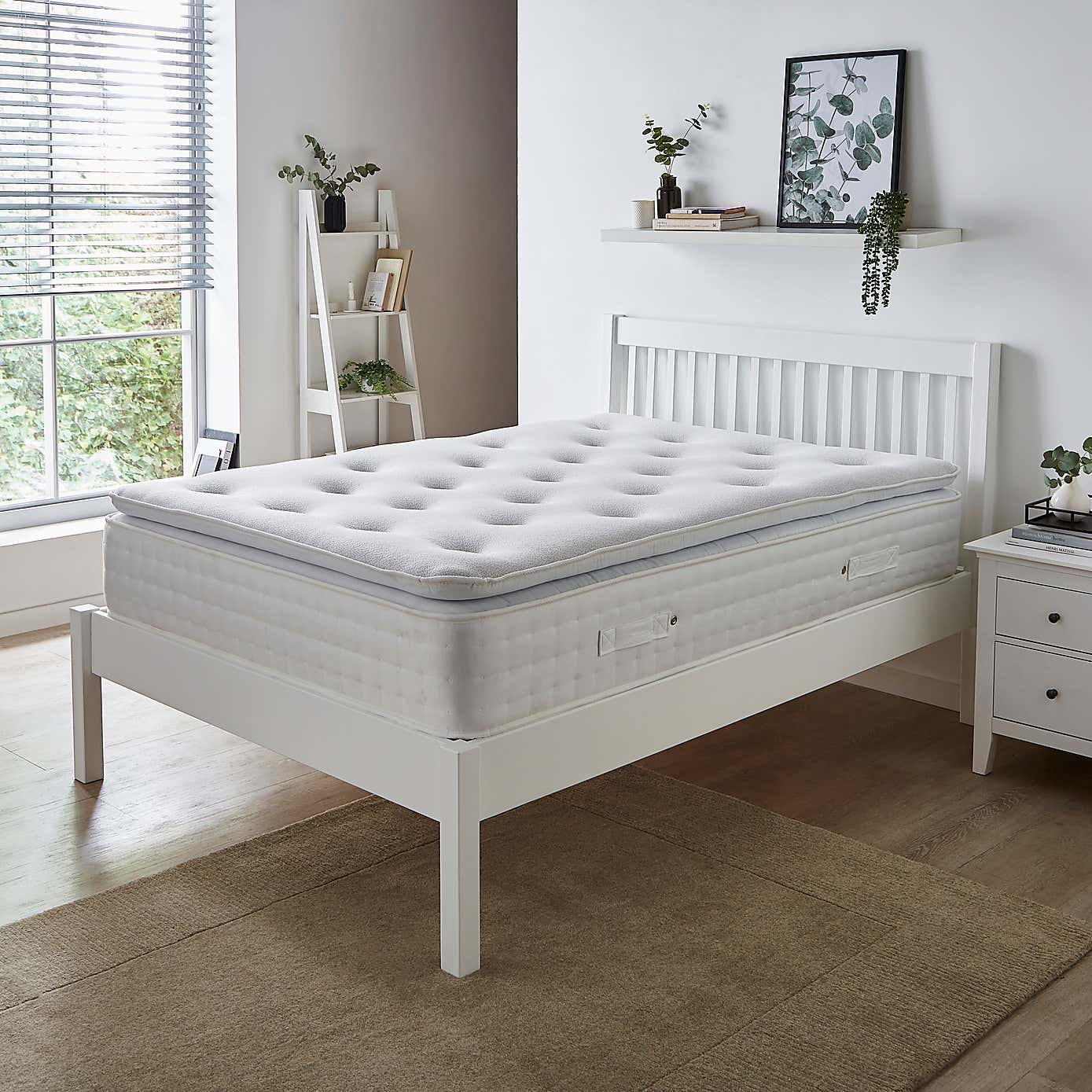 Fogarty Memory Foam Pillow Top 1000 Pocket Sprung Mattress