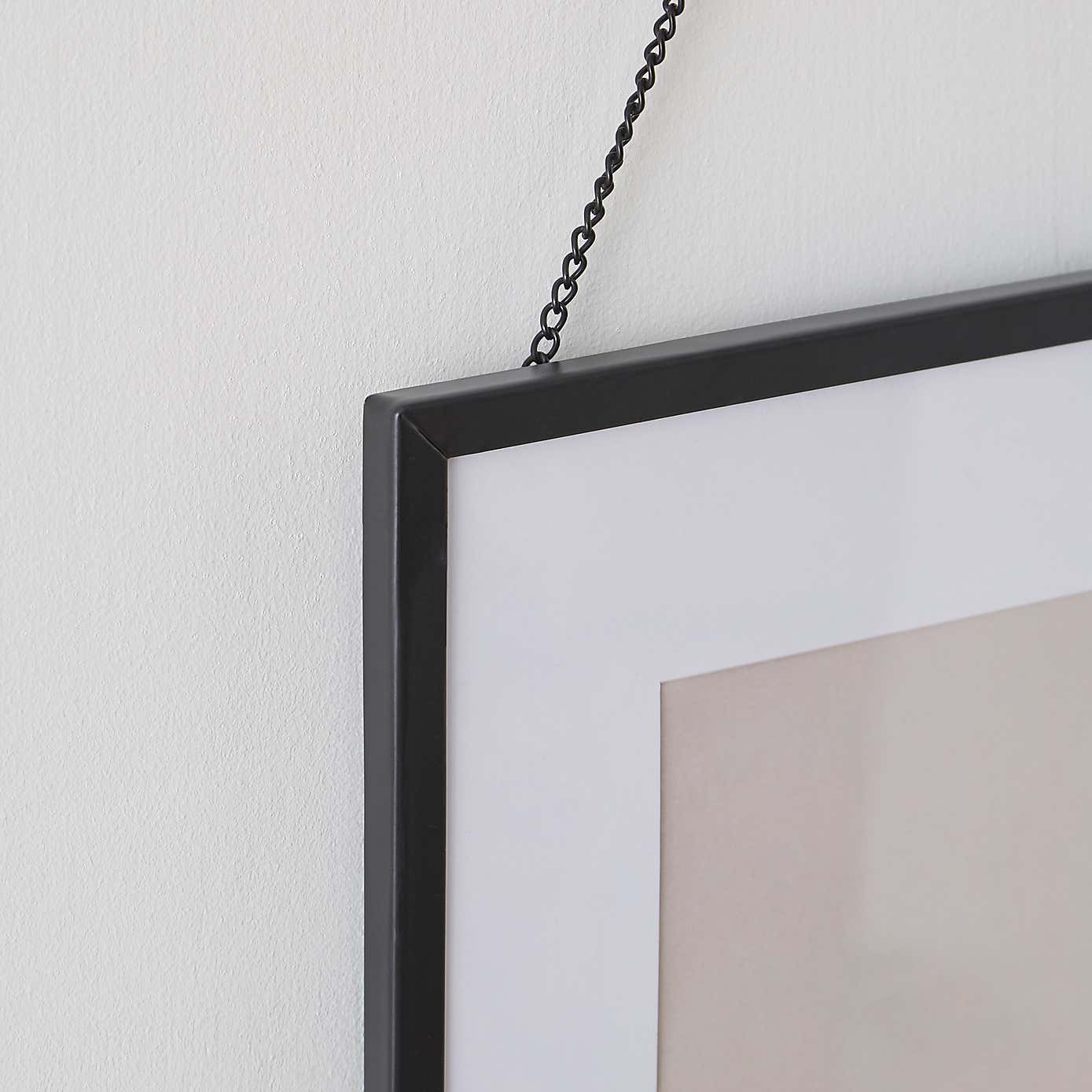 Hanging Chain Photo Frame