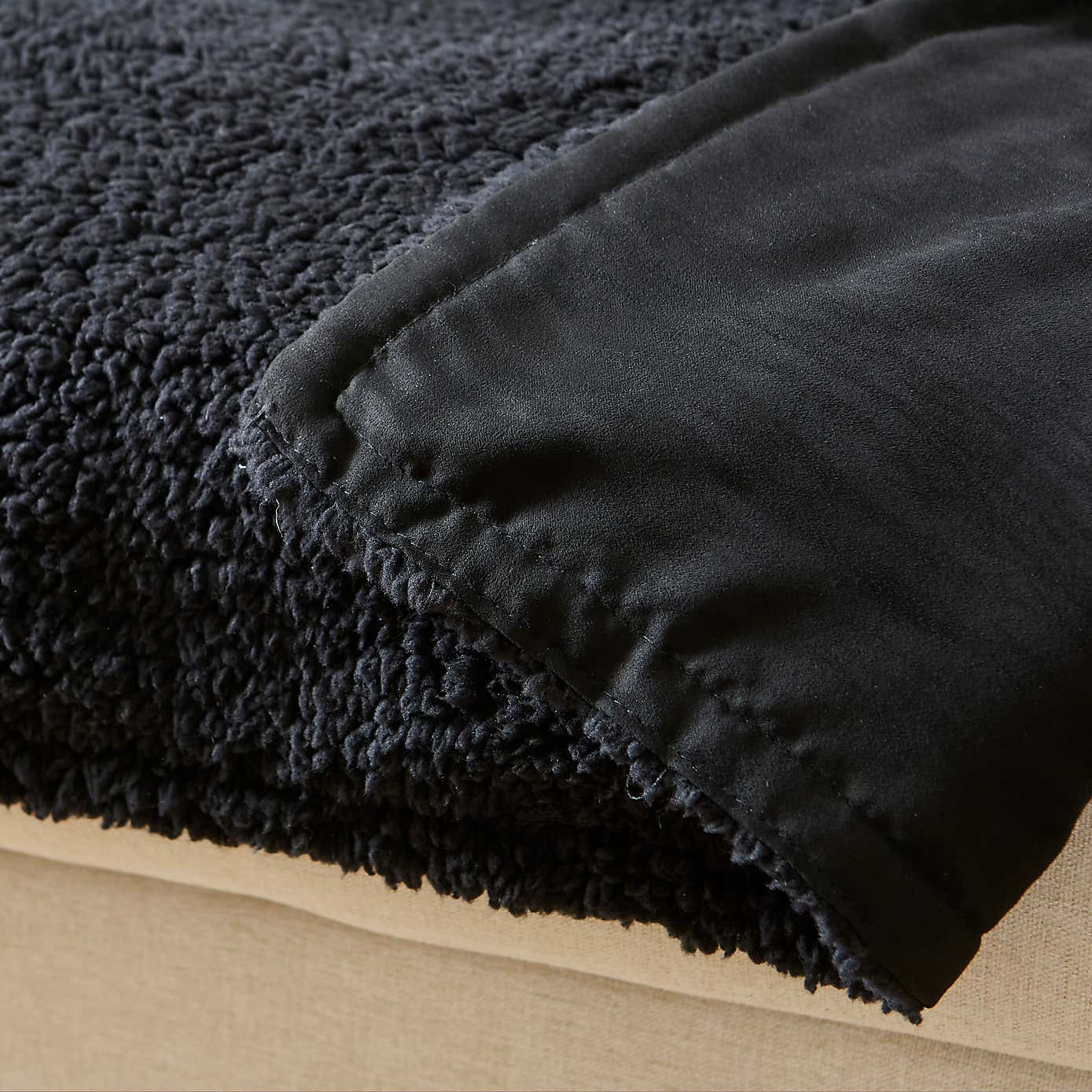 Soft & Cosy Pet Blanket