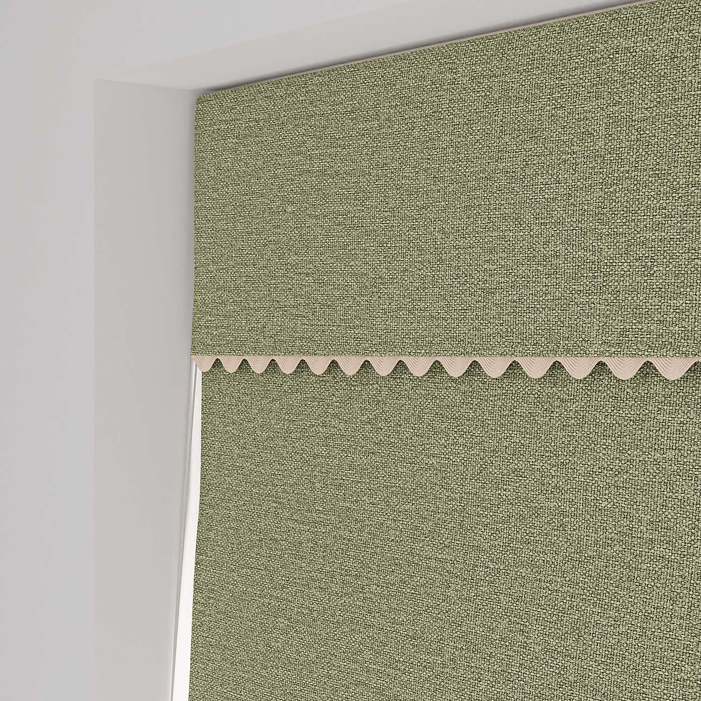 Luna Scallop Blackout Roman Blind