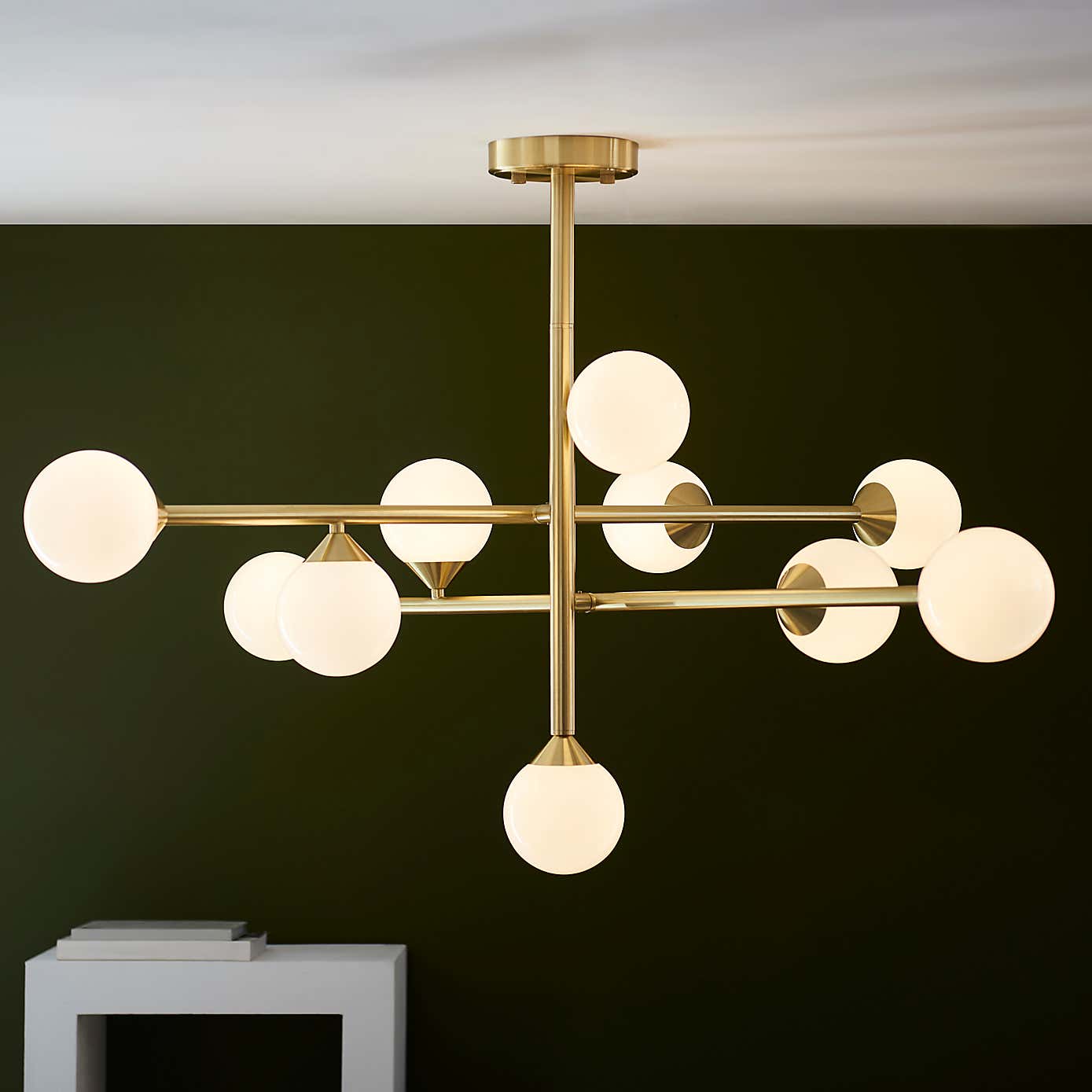 Vogue Willis Art Deco 10 Light Adjustable Pendant Light