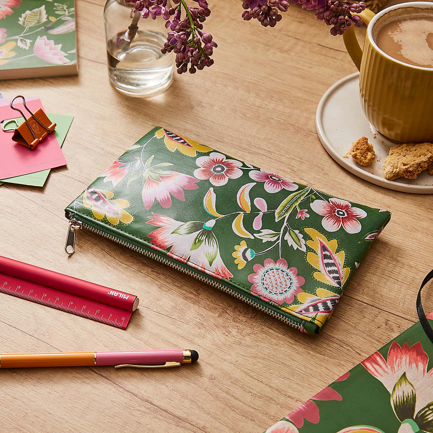 Waters & Noble Flat Pencil Case Joy Floral