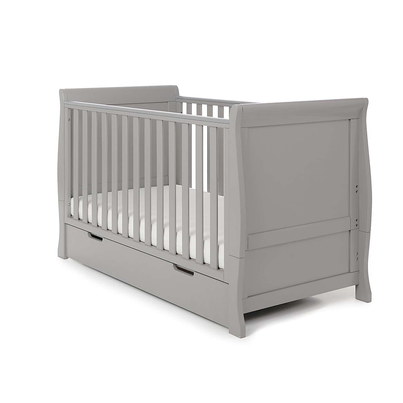 OBaby Stamford Classic Cot Bed