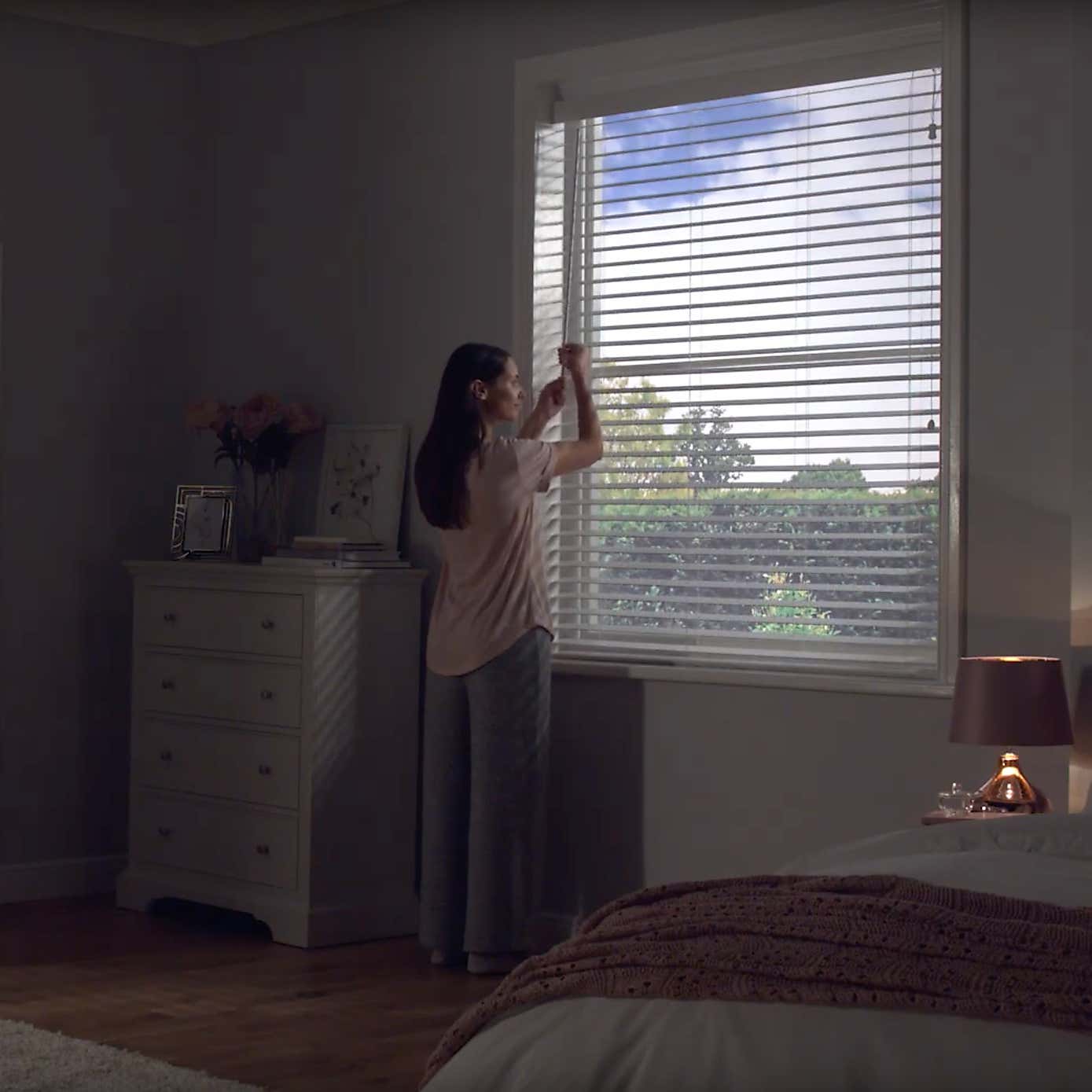 Room Darkening Venetian Blind