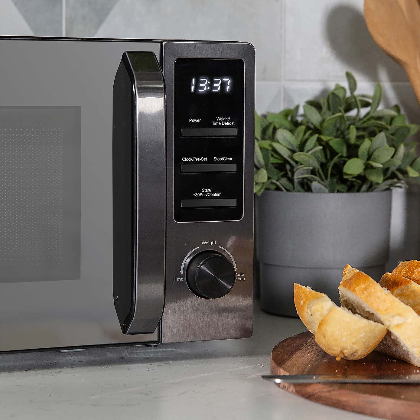 Russell Hobbs 20L 800W Digital Microwave