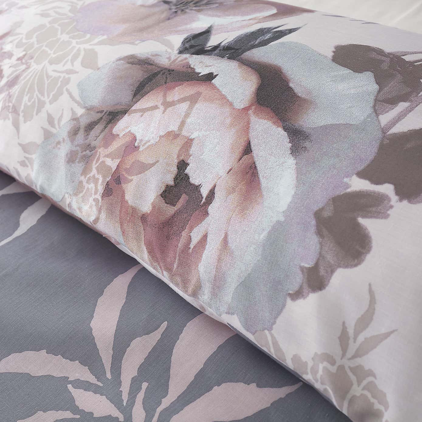 Catherine Lansfield Dramatic Floral Duvet Cover & Pillowcase Set