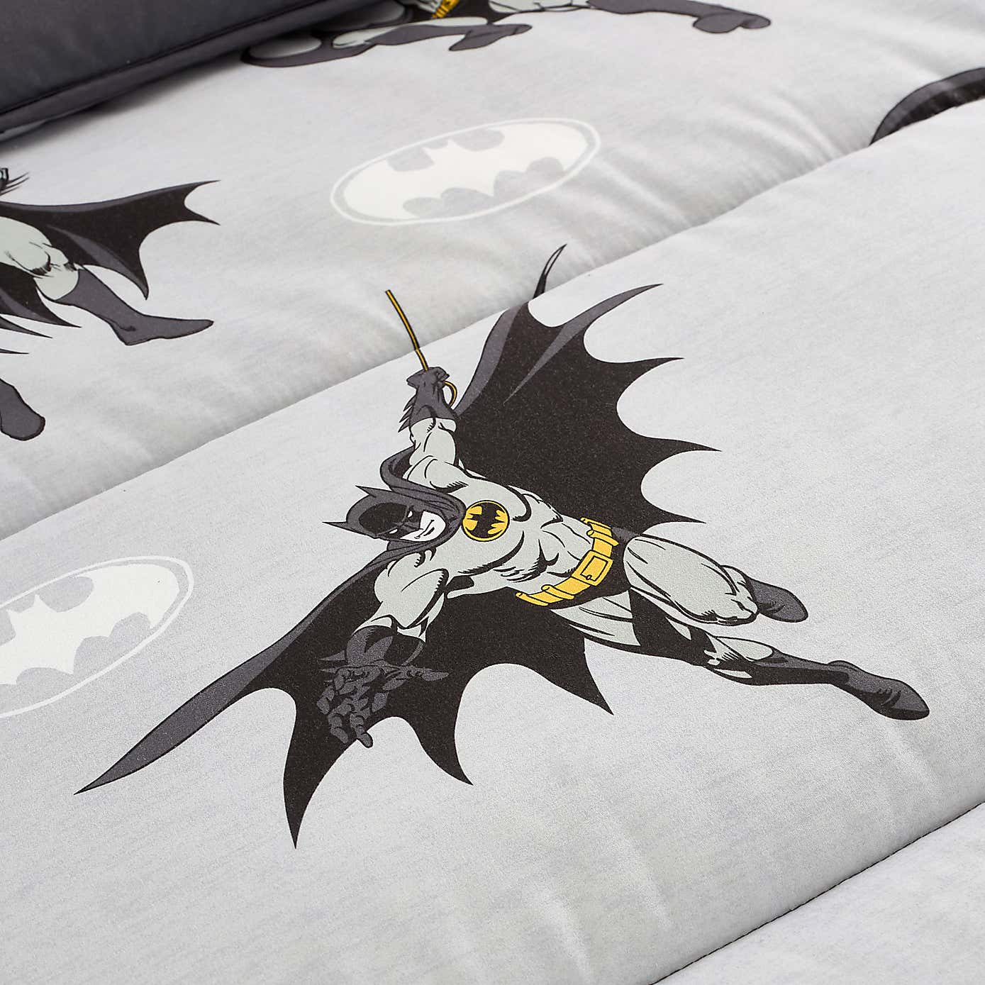 Batman 7.5 Tog Single Coverless Duvet and Pillowcase Set