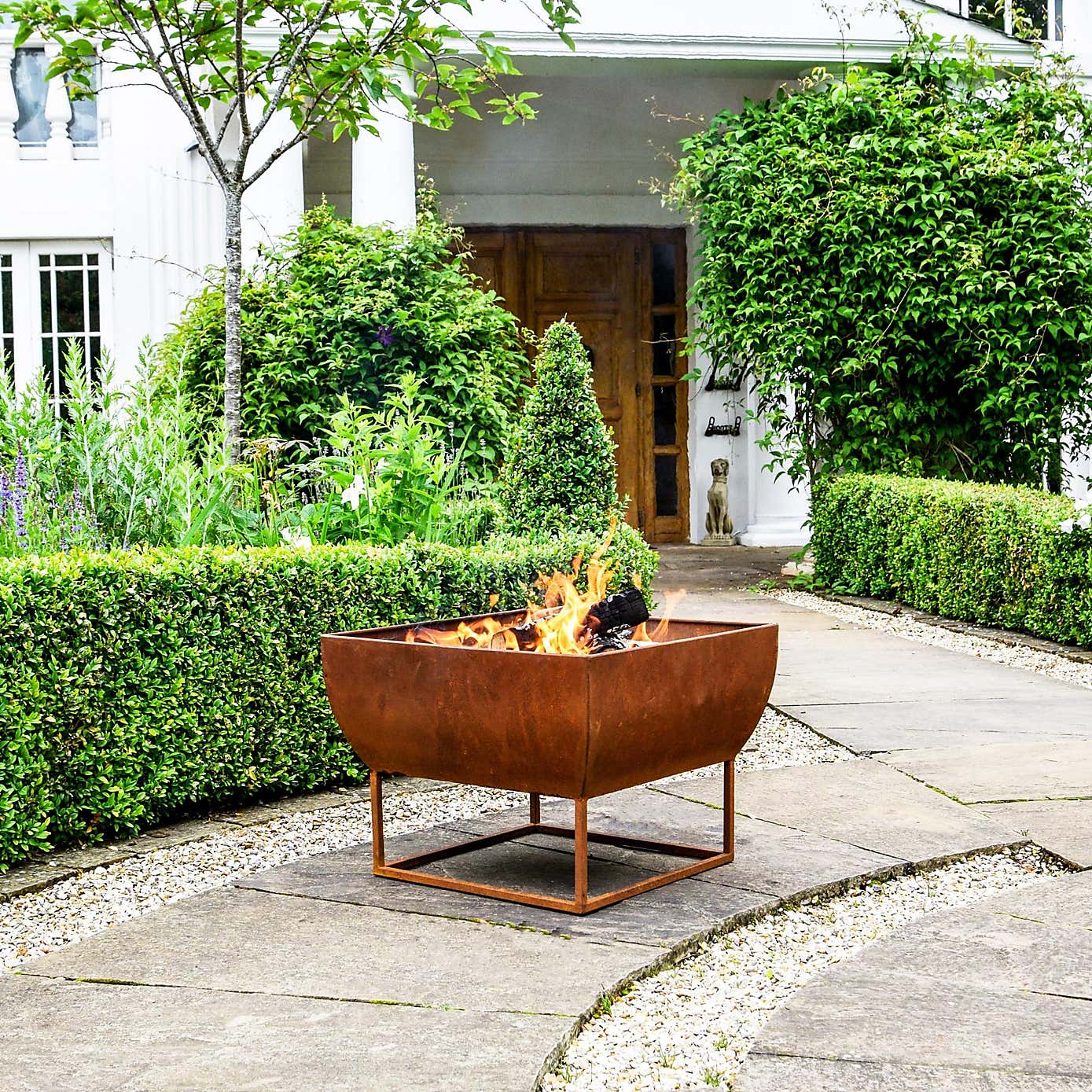 Outdoor Windermere Rust Iron Firebowl