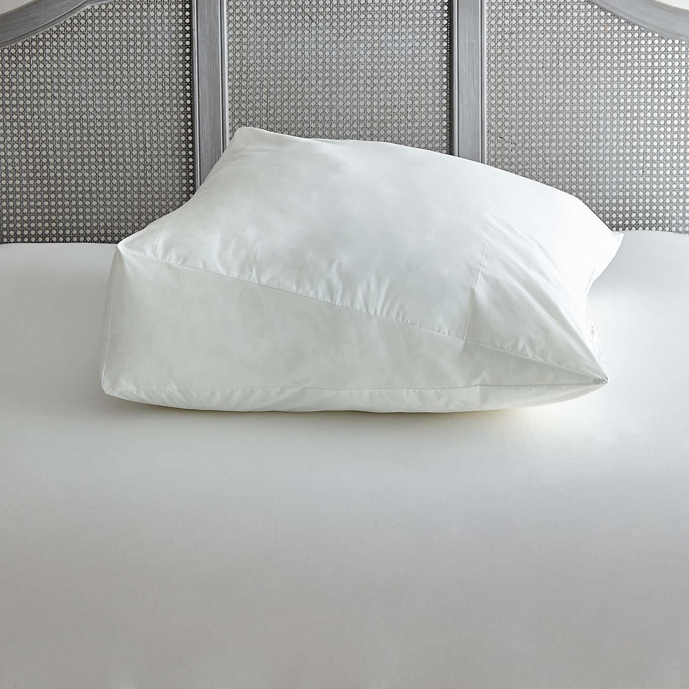 Wedge Support Soft-Support Pillow