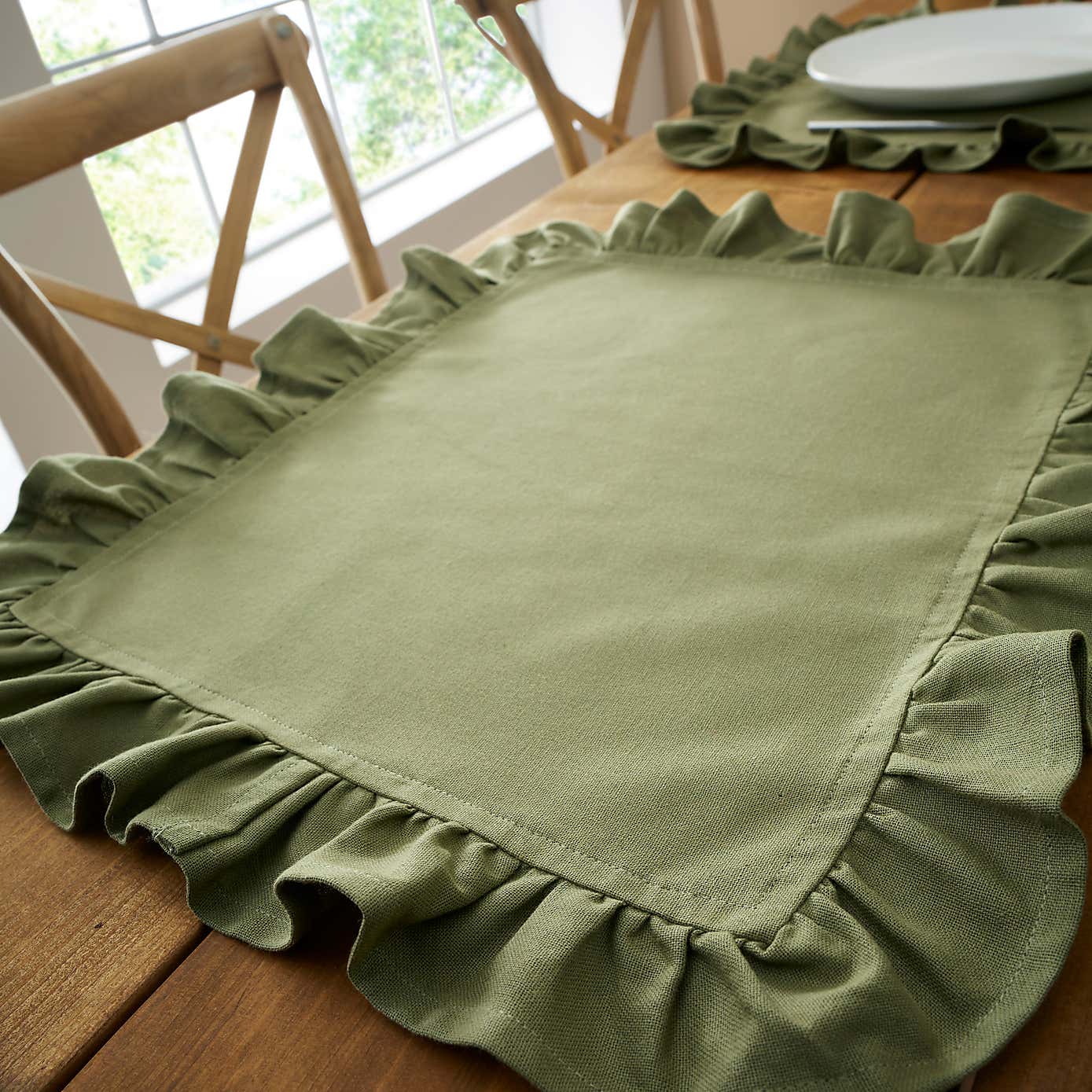 Set of 2 Olive Frill Placemats