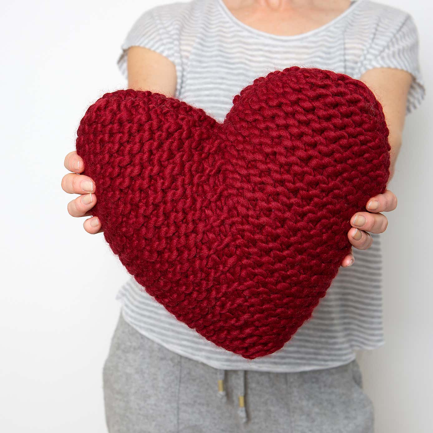 Wool Couture Heart Cushion Ruby Knit Kit