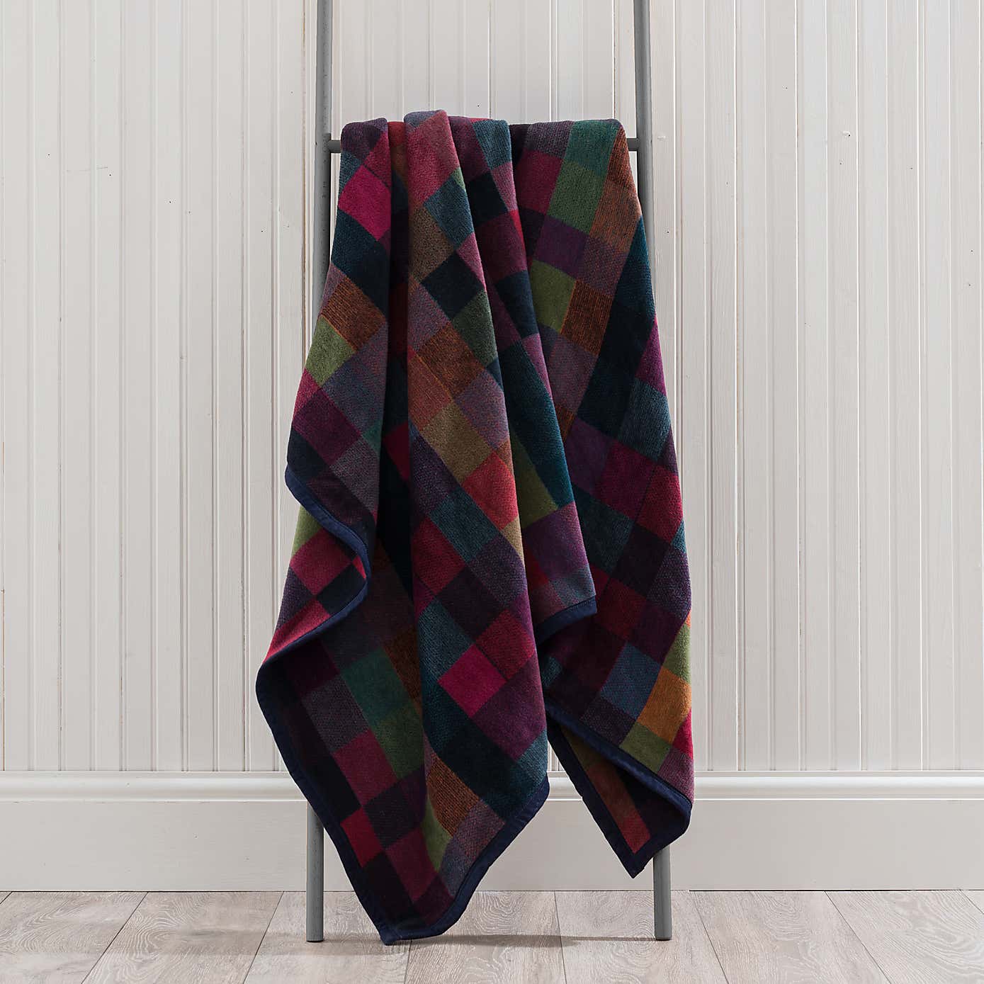 Thermosoft Multicoloured Check Throw
