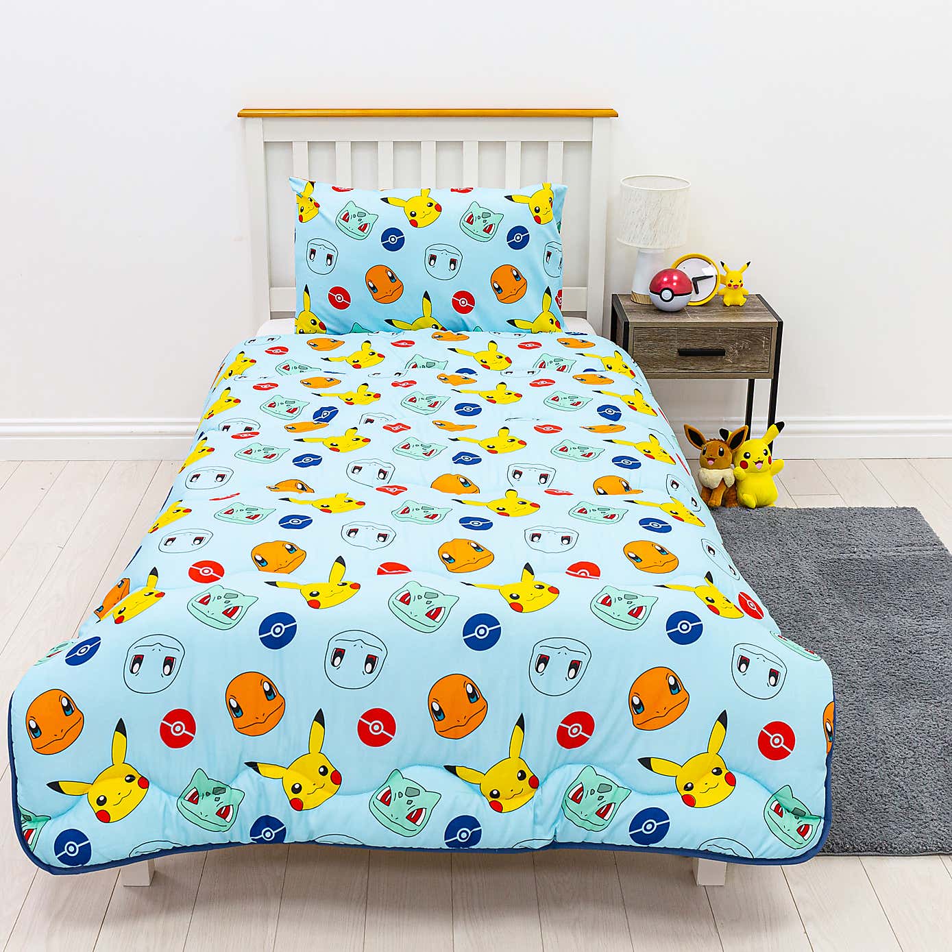 Pokemon Badges Single Coverless 10.5 Tog Duvet with Pillowcase