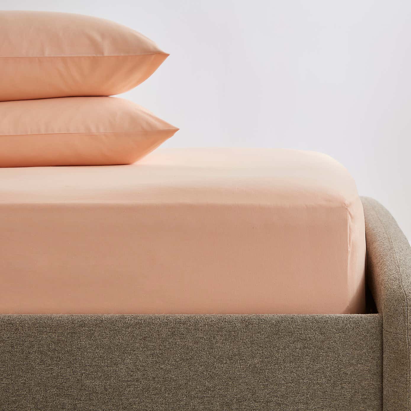 Soft Cotton Plain Fitted Sheet