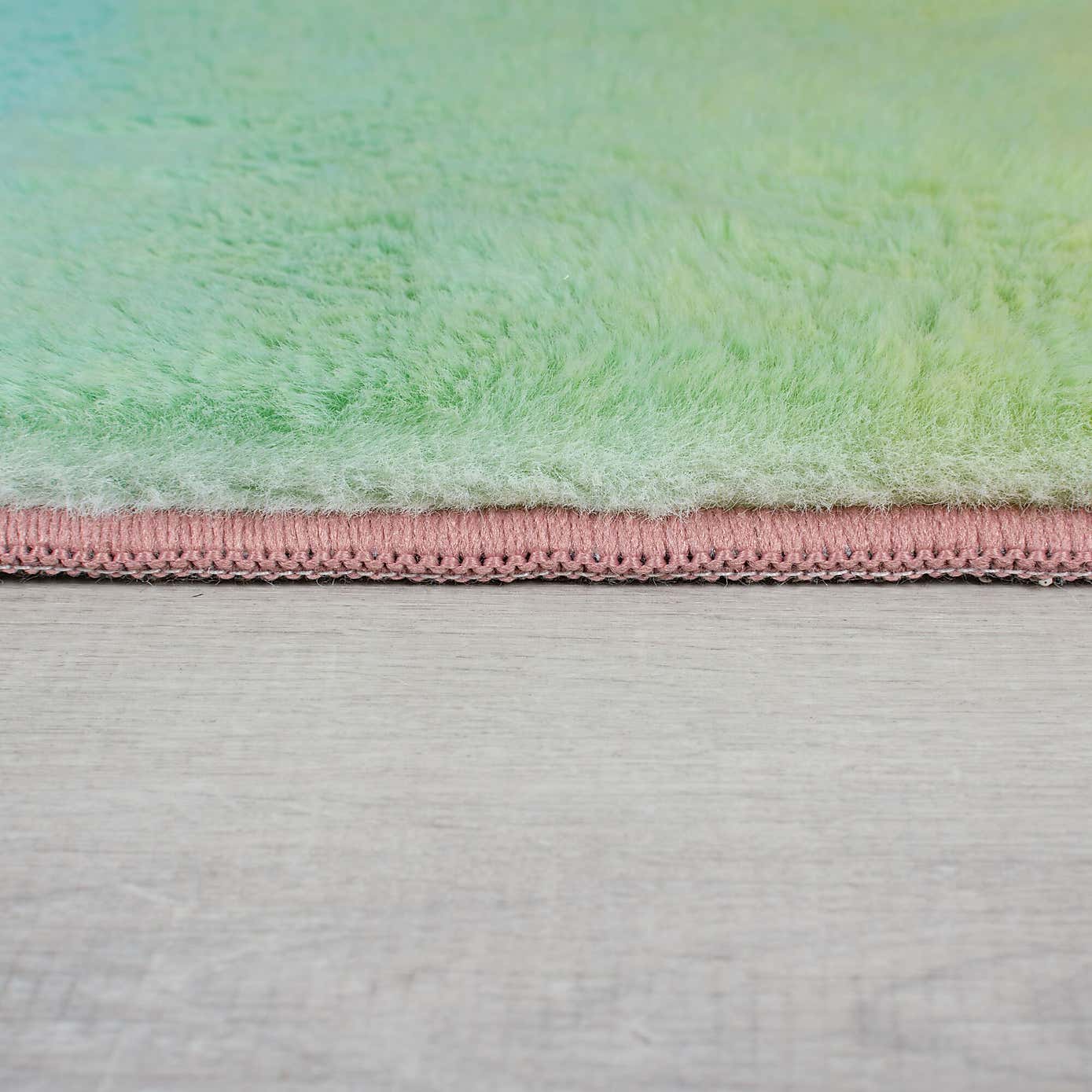 Ombre Horizontal Supersoft Faux Fur Rug