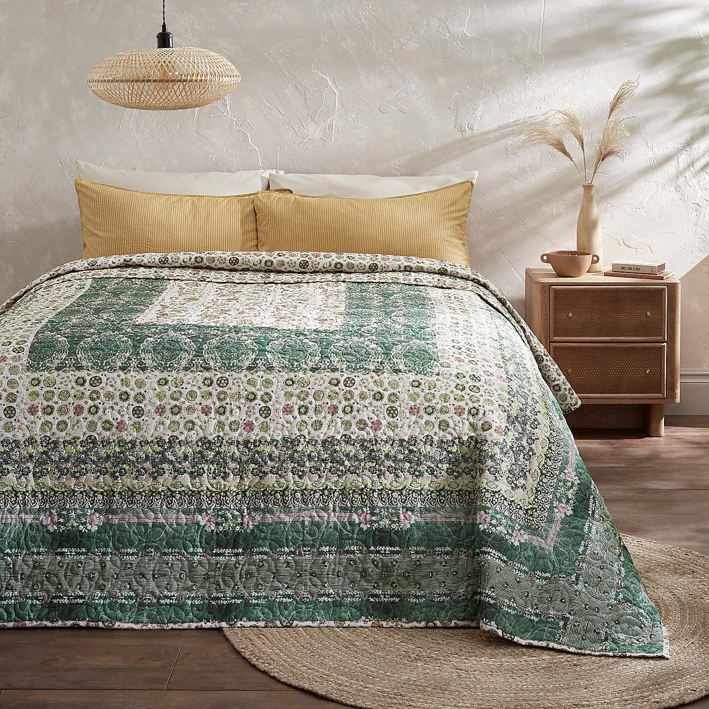 Antigoni Bedspread