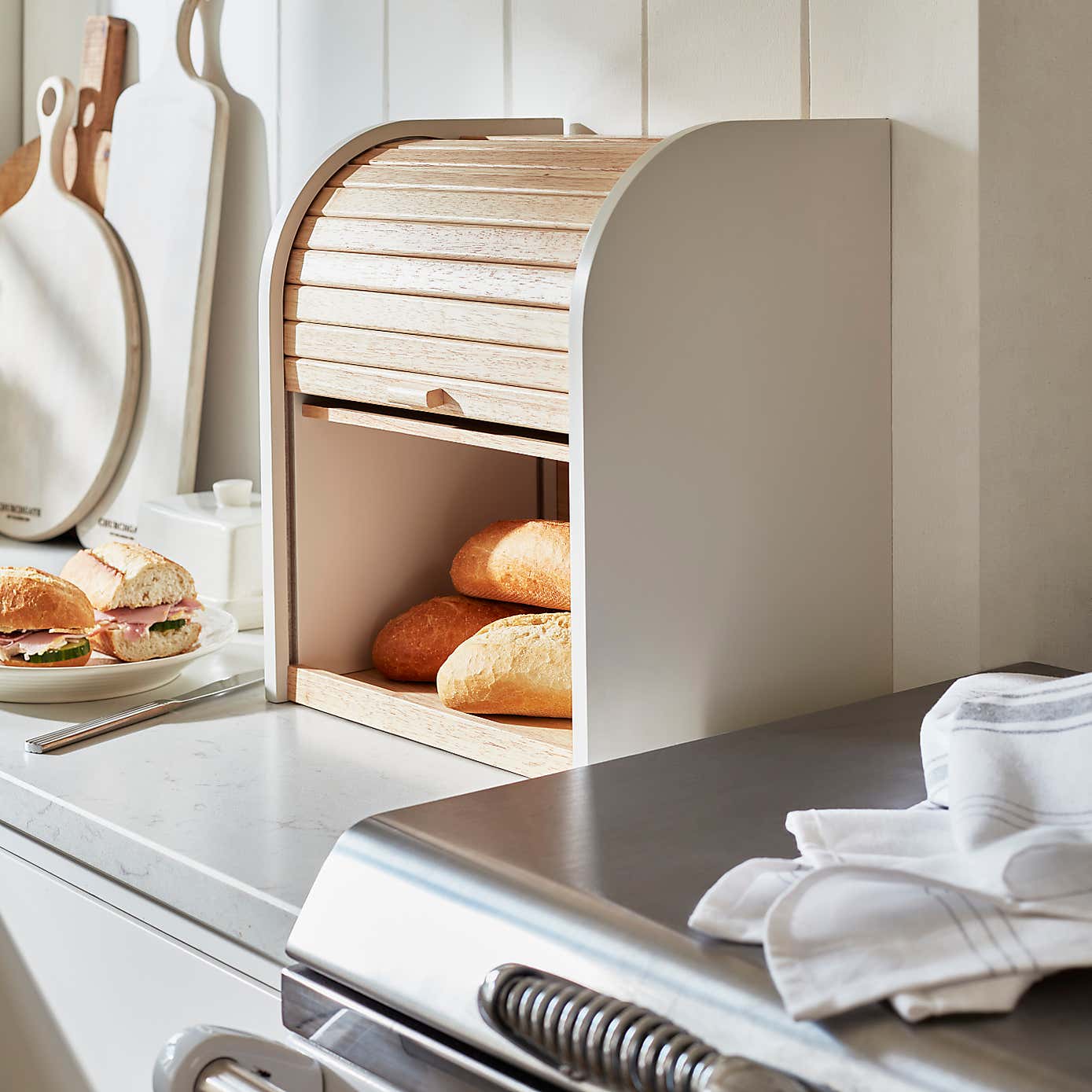Churchgate Tambor Bread Bin