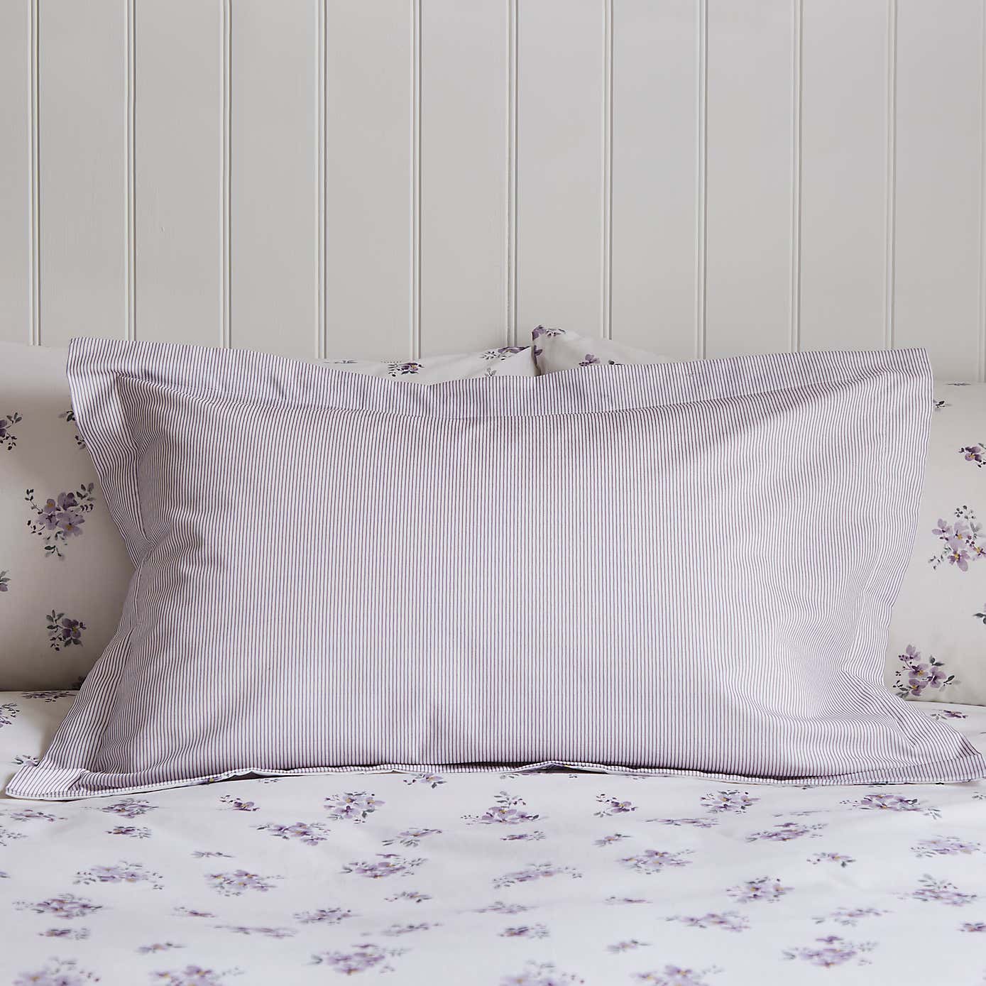 Hailey Ditsy Mauve Oxford Pillowcase