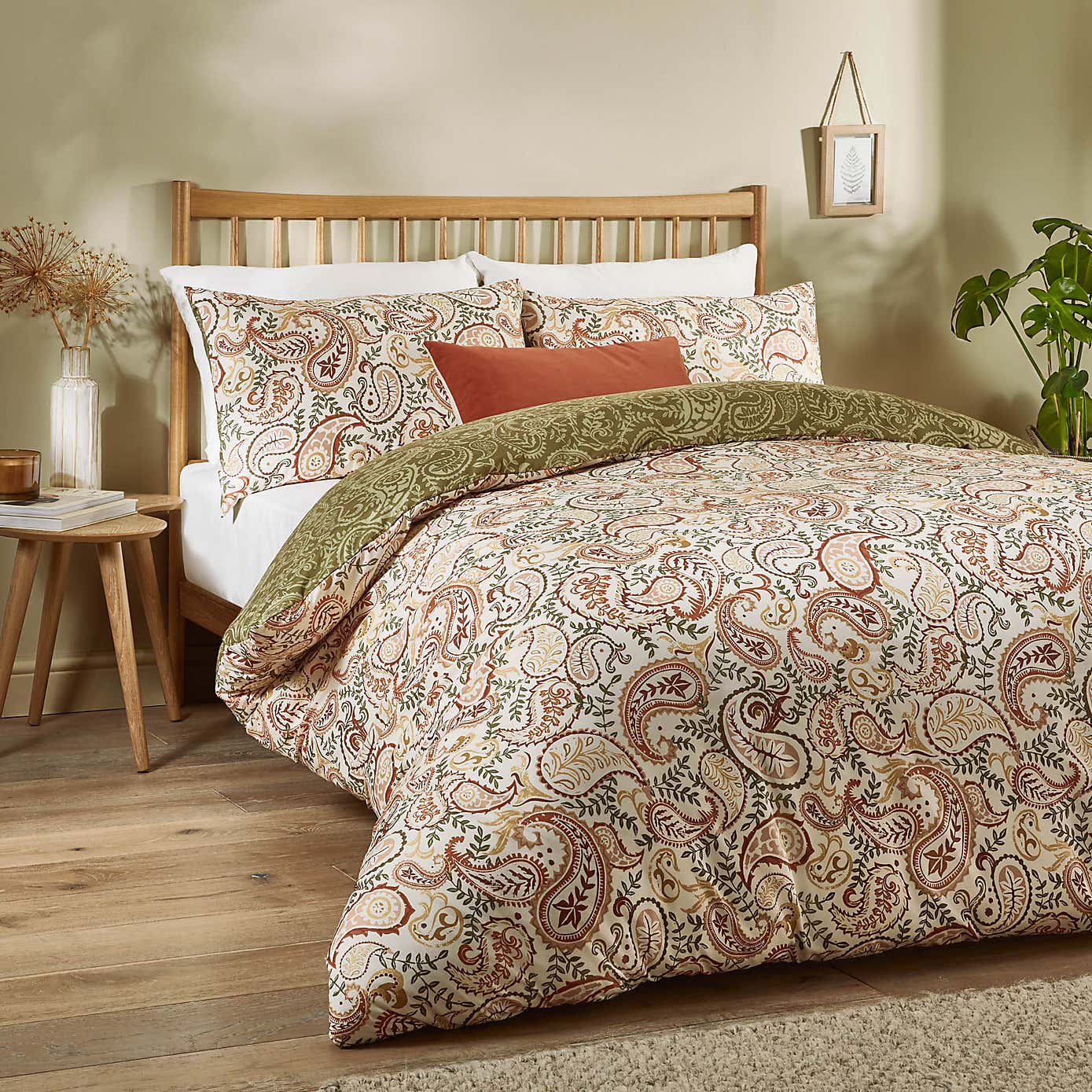 Duvet Day Anika Reversible Duvet Cover & Pillowcase Set