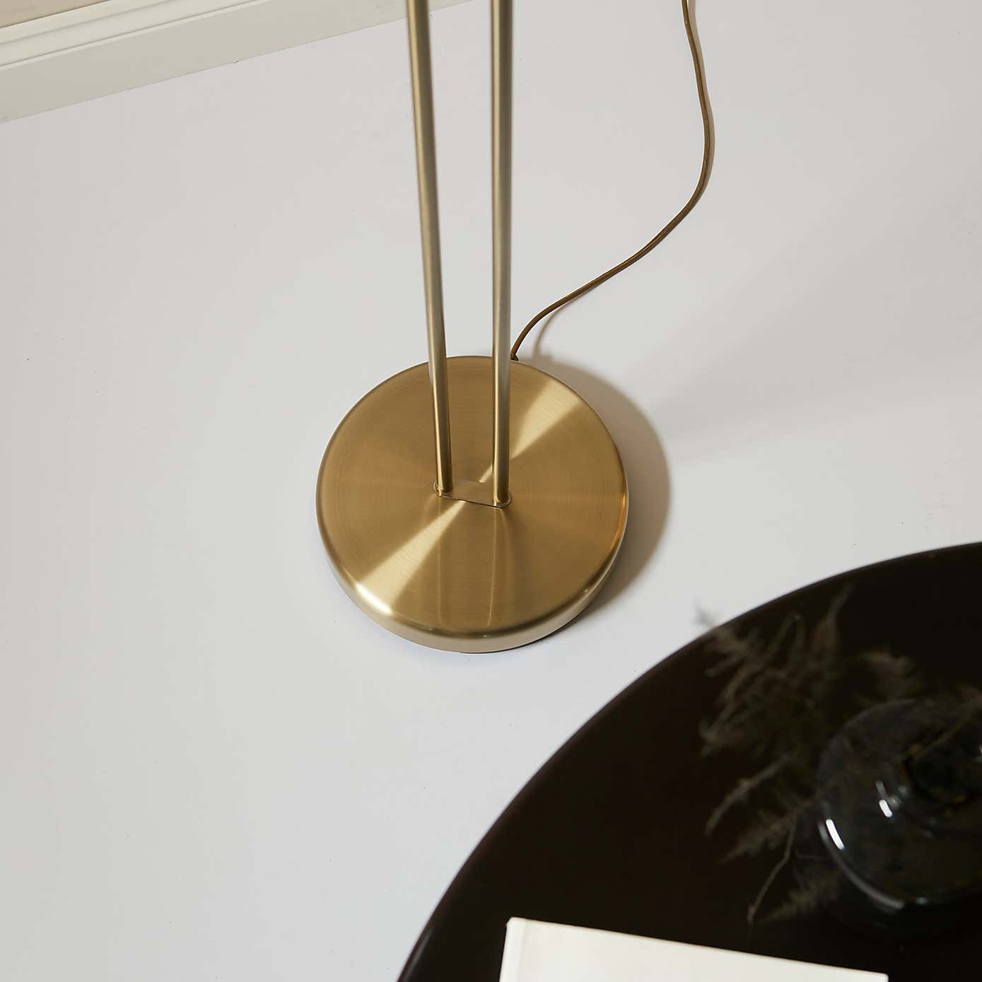 Vogue Lukas Mother & Child Metal Floor Lamp