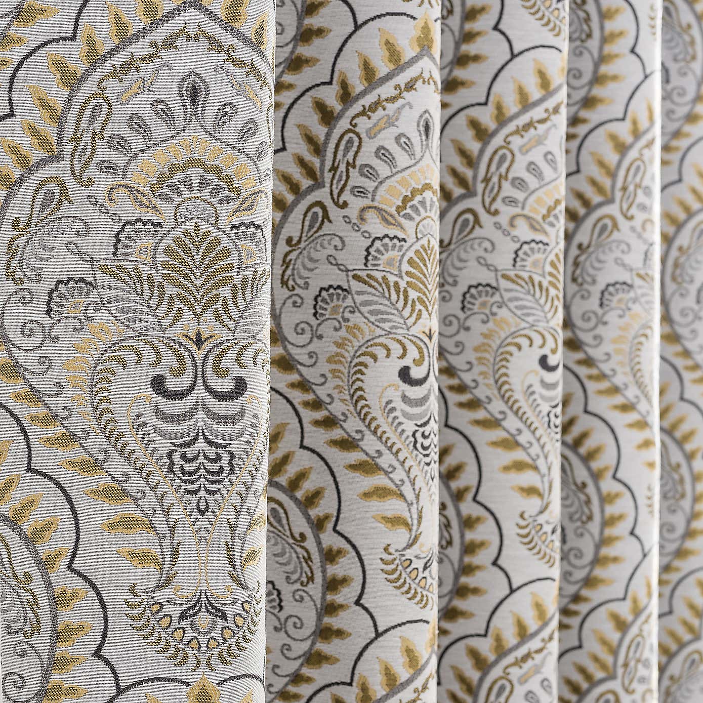 Leonardo Eyelet Curtains