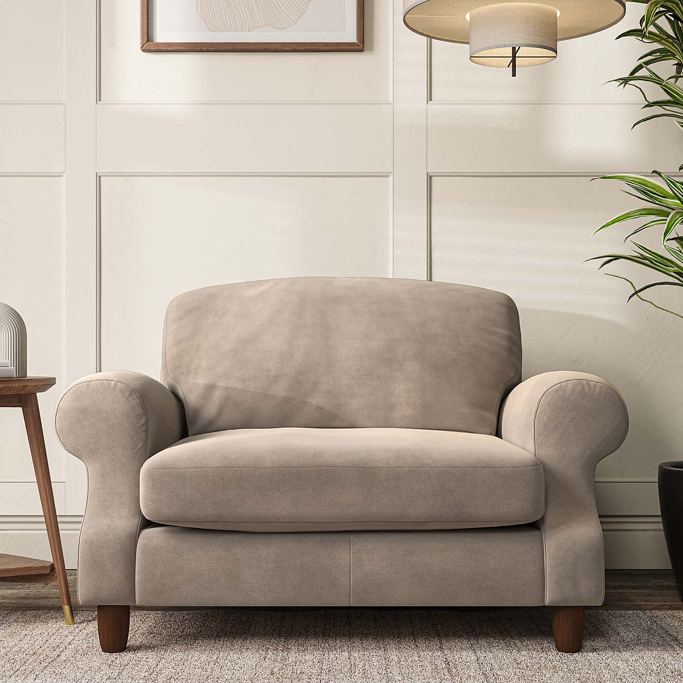 Ashford Snuggle Chair