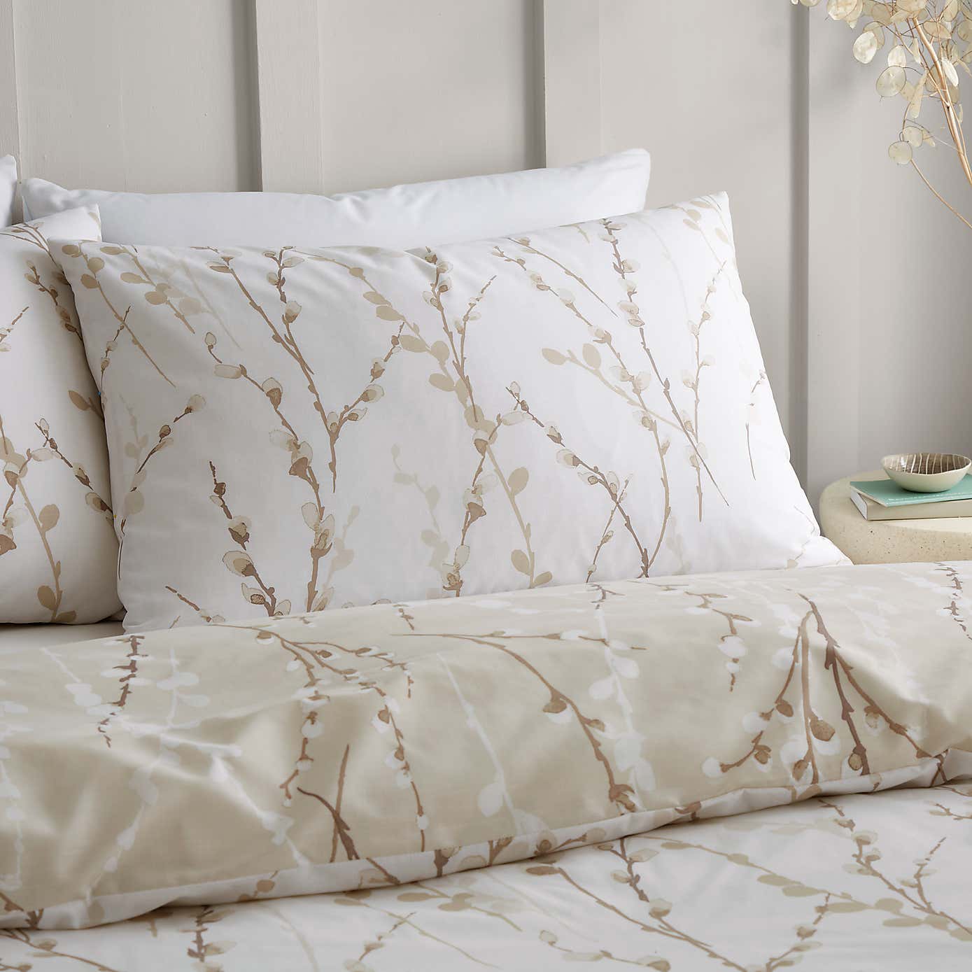 Belle Floral Duvet Cover and Pillowcase Set