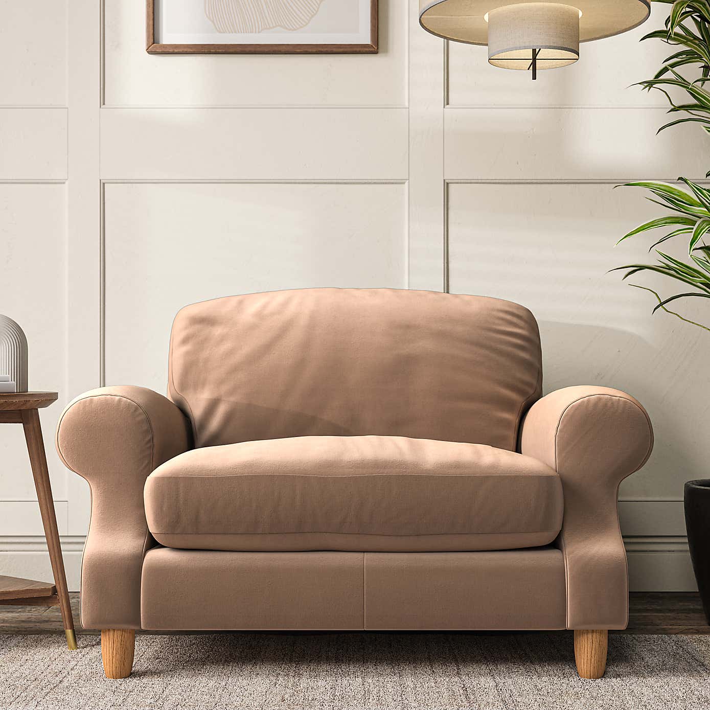 Ashford Snuggle Chair