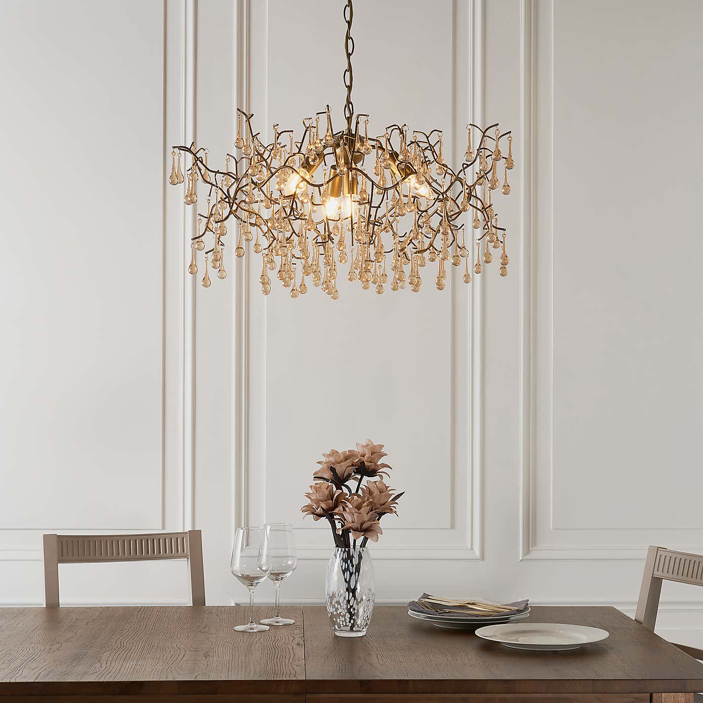 Vogue Wisteria 4 Light Pendant Light