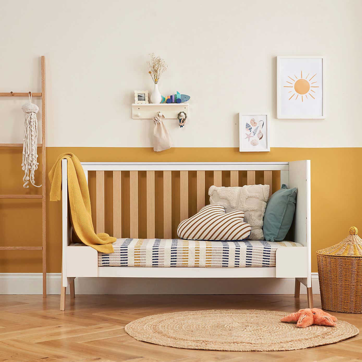 Tutti Bambini Fuori Cot Bed