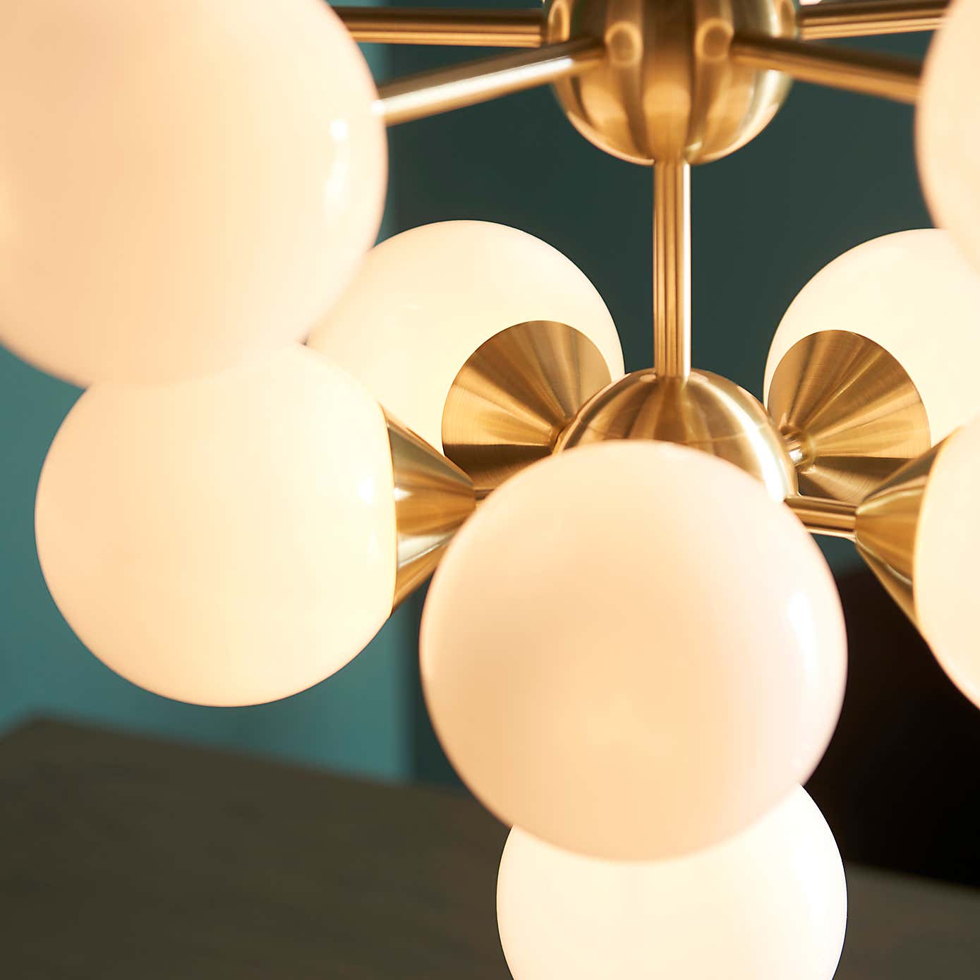 Vogue Elberton 11 Light 51cm Chandelier