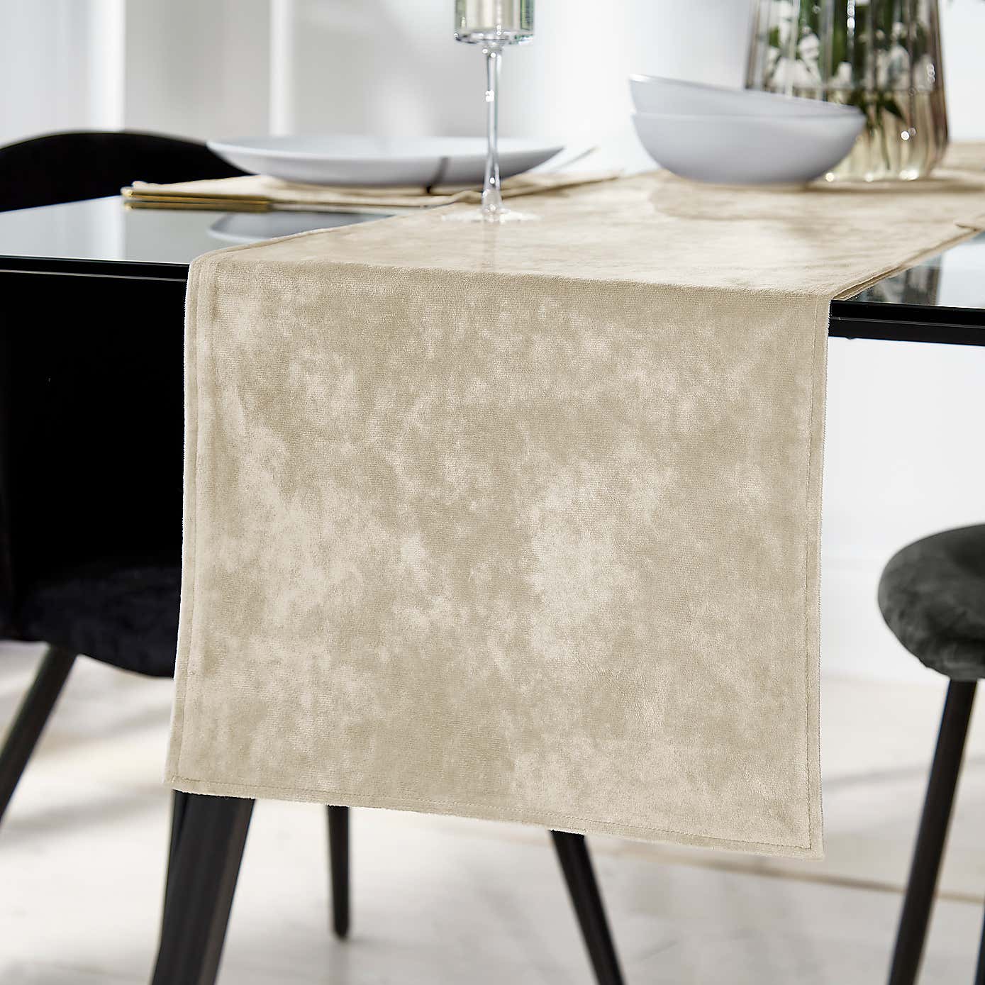 Crushed Velour Table Runner